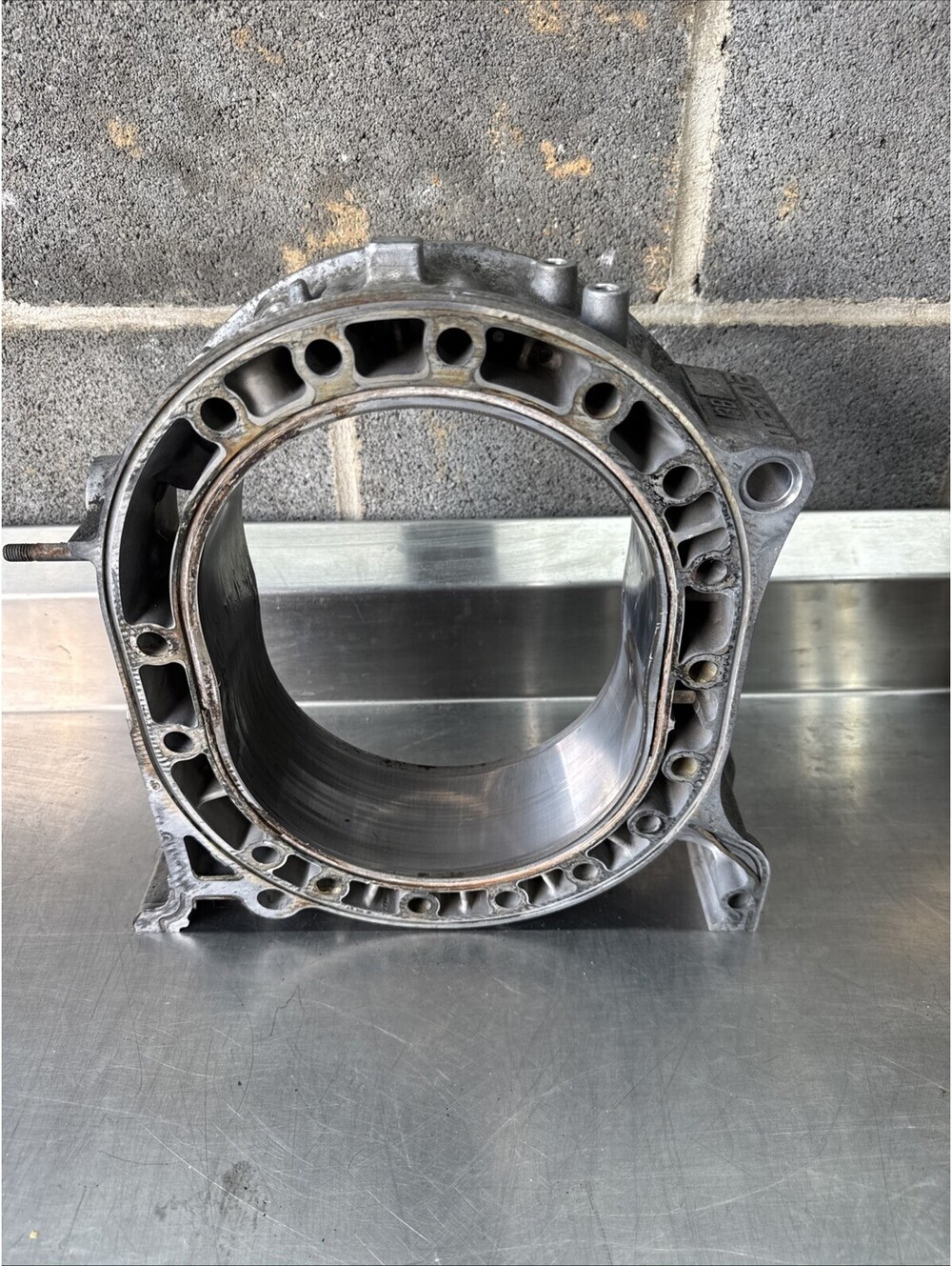 Mazda Rx8 04-08 13b rotor housing 4 6 port auto manual USED / JUNK / DECORATION